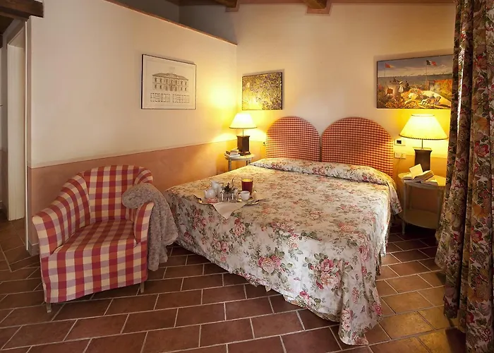 Fattoria Santa Lucia Borgo Alla Cantina